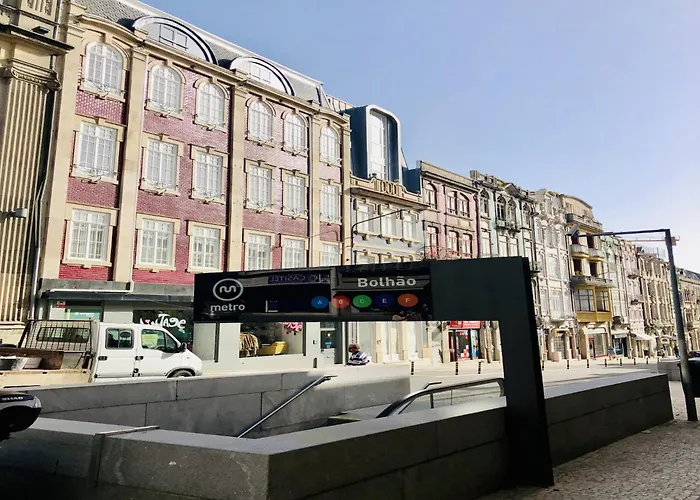 Bright And Spacious In 포르투