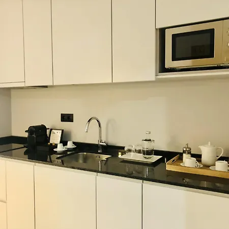 アパート Bright And Spacious In *