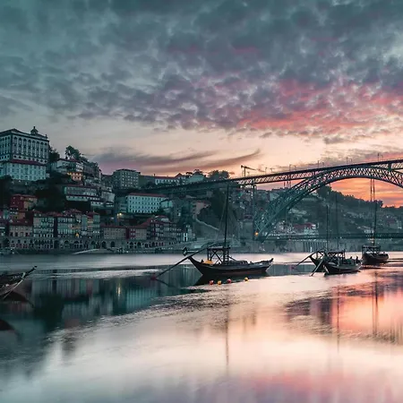 Bright And Spacious In * Porto