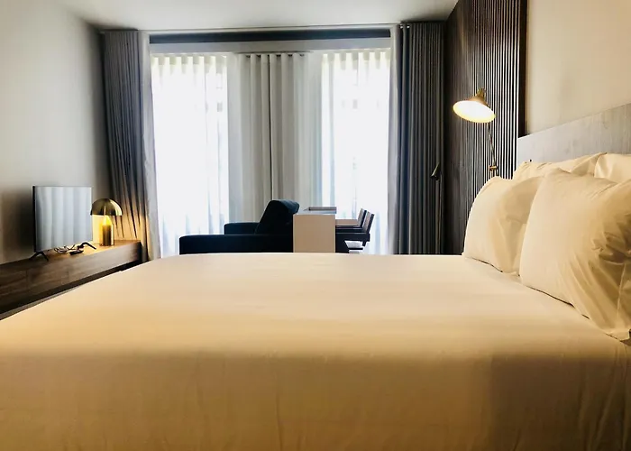 アパート Bright And Spacious In ポルト